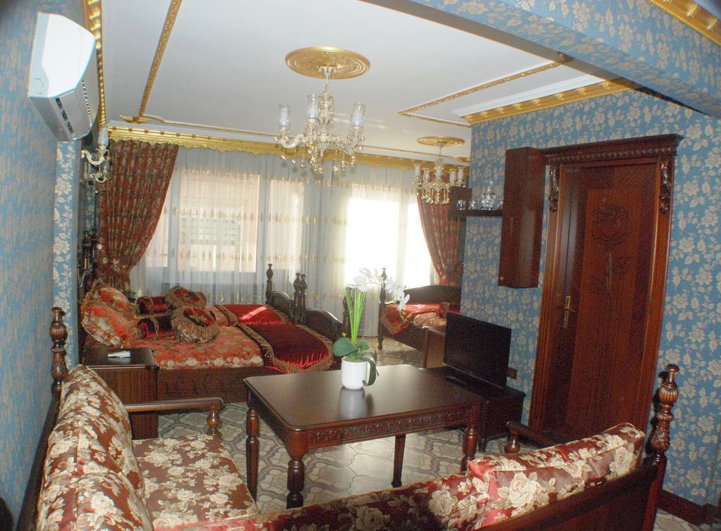 The First Ottoman Apartament Stambuł